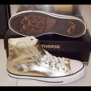 Converse CTAS hi 153178F BRAND NEW
